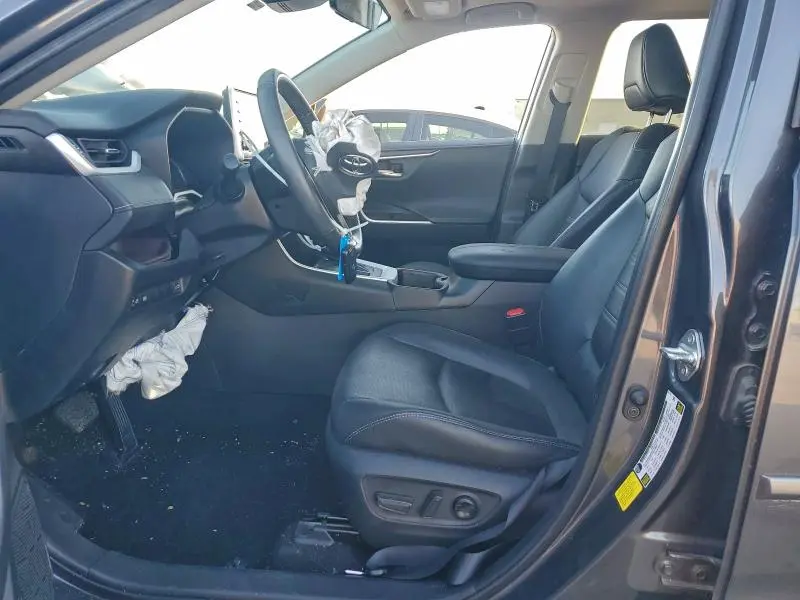 2022 TOYOTA RAV4 LIMITED  