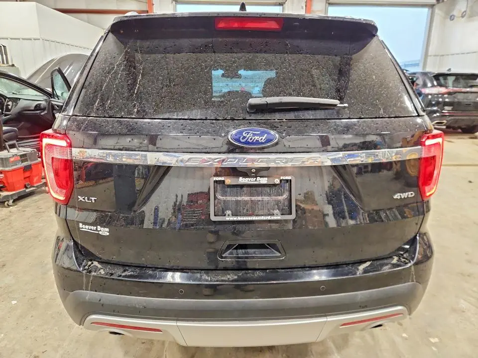 2017 FORD EXPLORER XLT  
