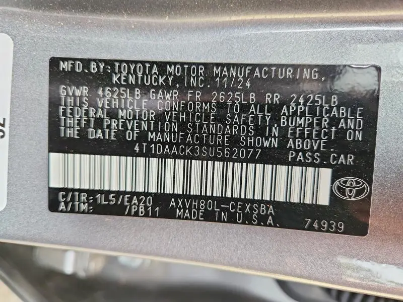 2025 TOYOTA CAMRY SE  