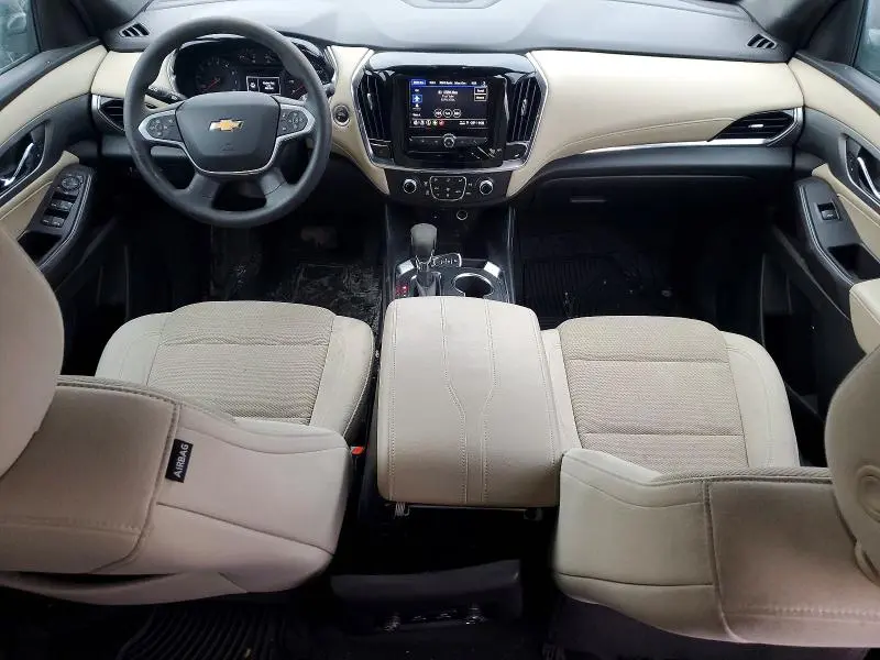 2022 CHEVROLET TRAVERSE LS  