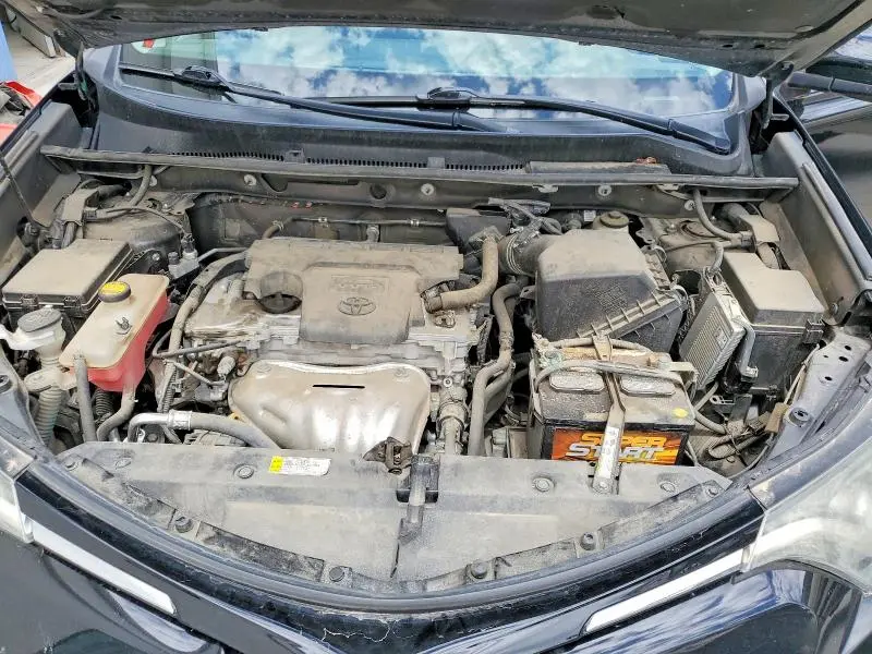 2016 TOYOTA RAV4 XLE  