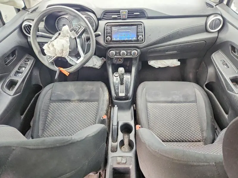 2020 NISSAN VERSA S  
