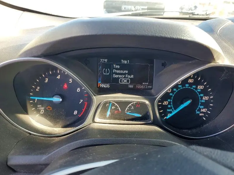 2015 FORD ESCAPE SE  