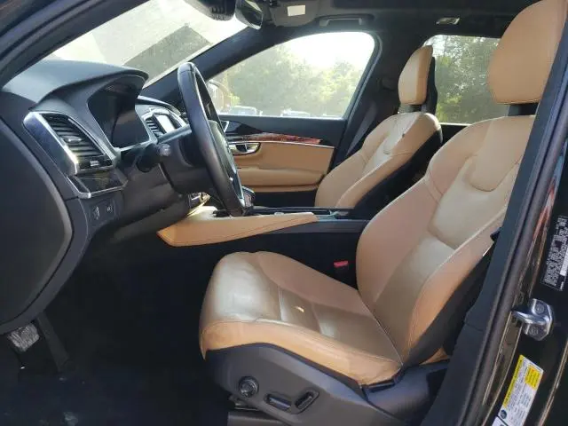 2016 VOLVO XC90 T6  