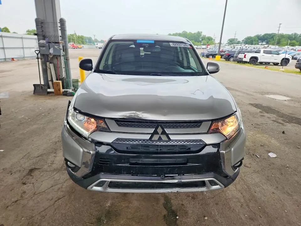 2020 MITSUBISHI OUTLANDER SE  