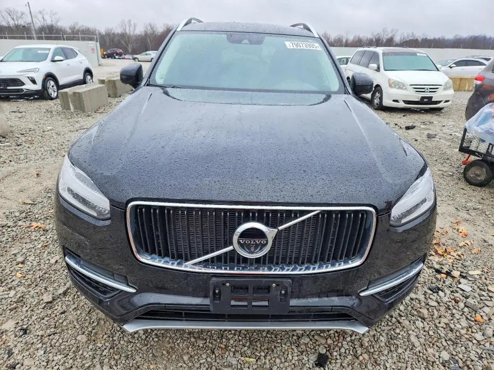 2017 VOLVO XC90 T6  