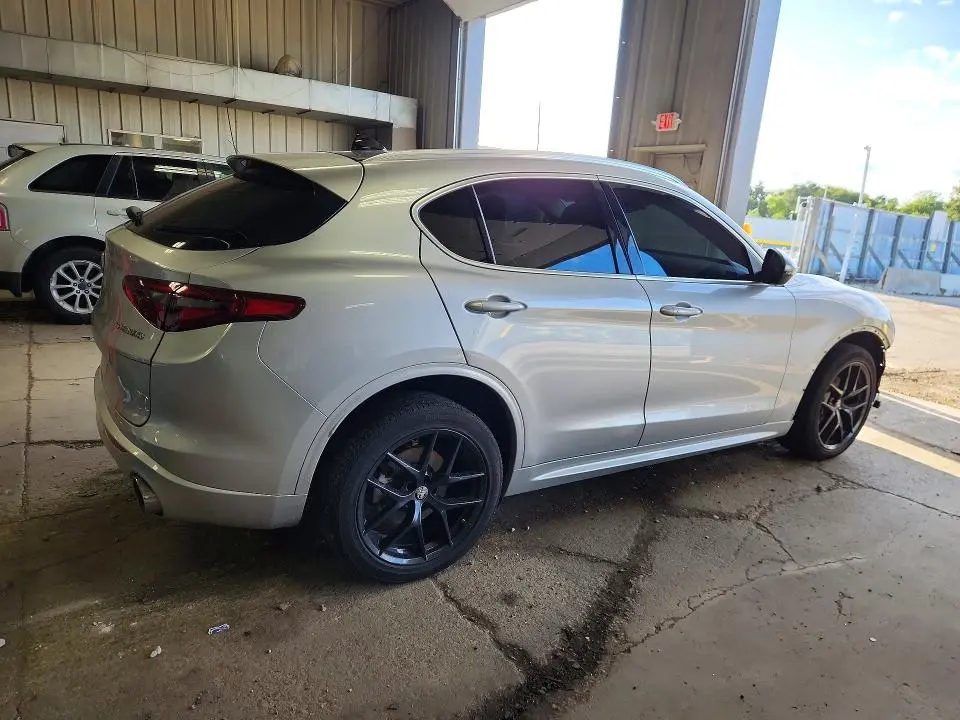 2021 ALFA ROMEO STELVIO TI  