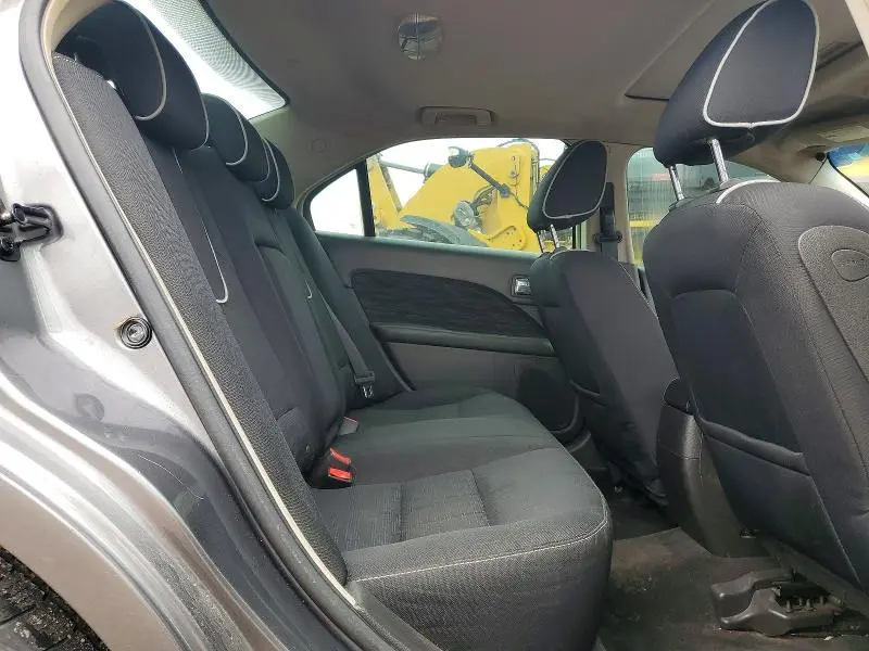 2010 FORD FUSION SE  