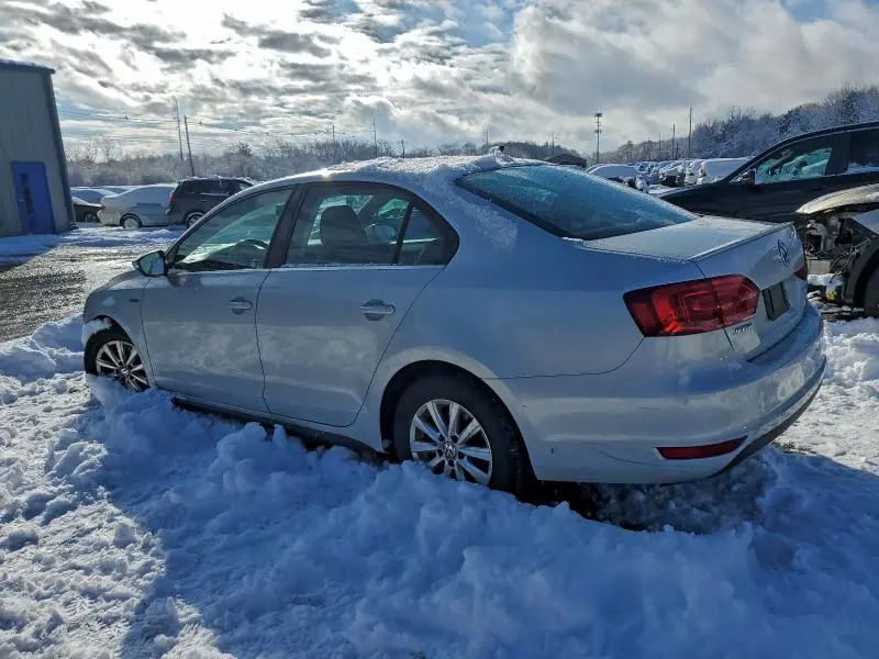2013 VOLKSWAGEN JETTA HYBRID  