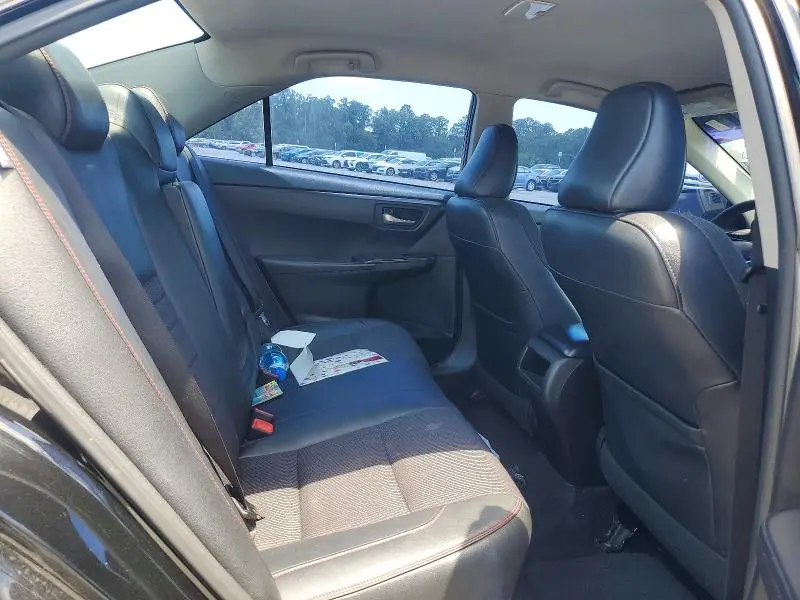 2017 TOYOTA CAMRY SE  