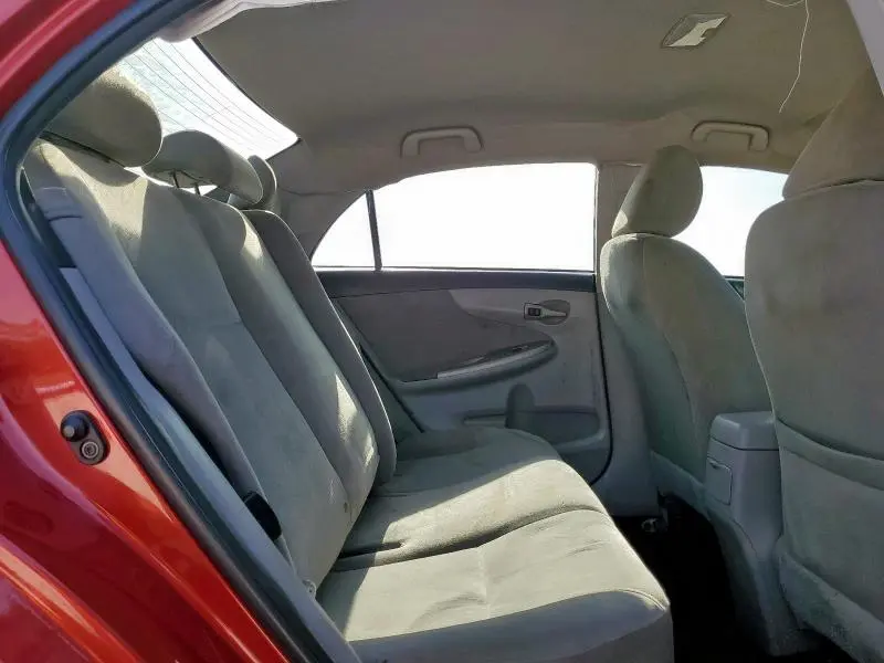 2013 TOYOTA COROLLA BASE  