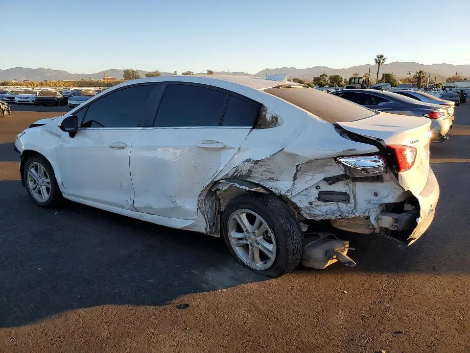 2018 CHEVROLET CRUZE LT  