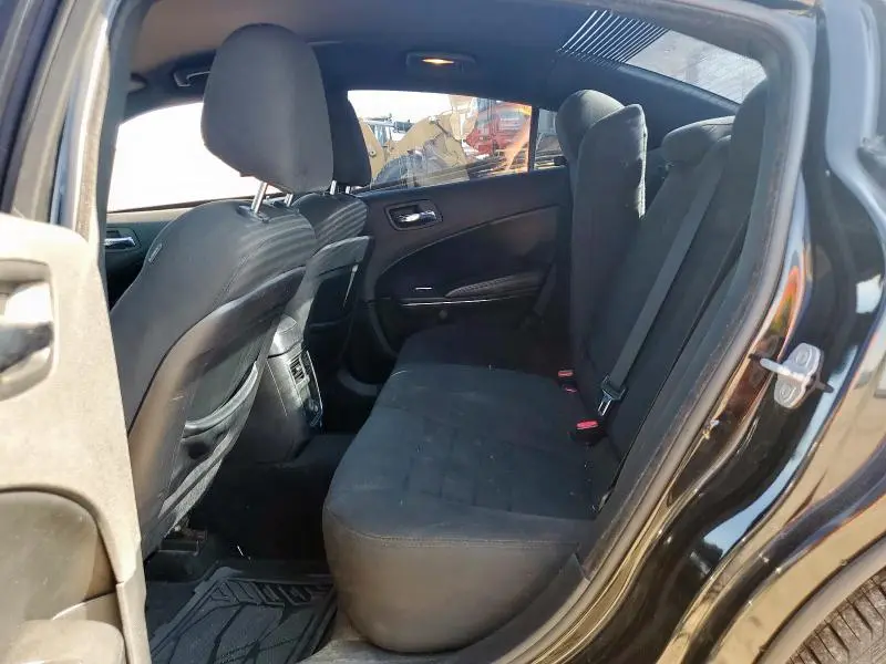 2013 DODGE CHARGER SE  