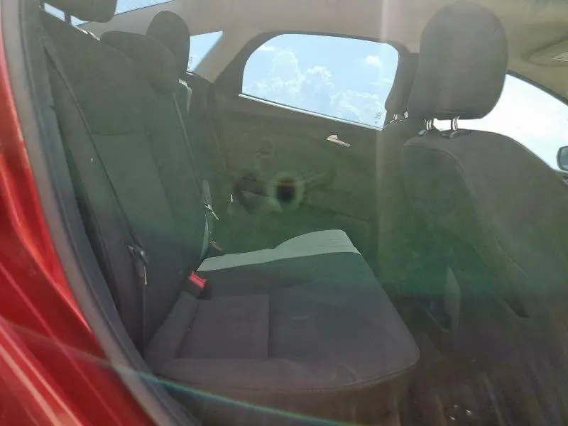2017 FORD FOCUS SE  