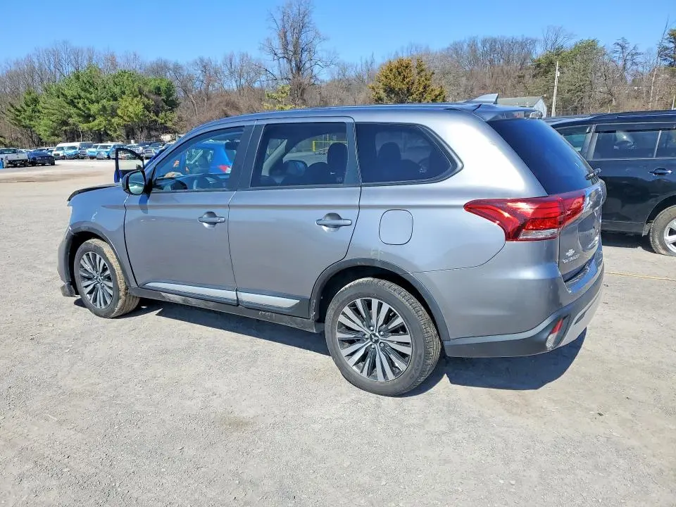 2020 MITSUBISHI OUTLANDER SE  