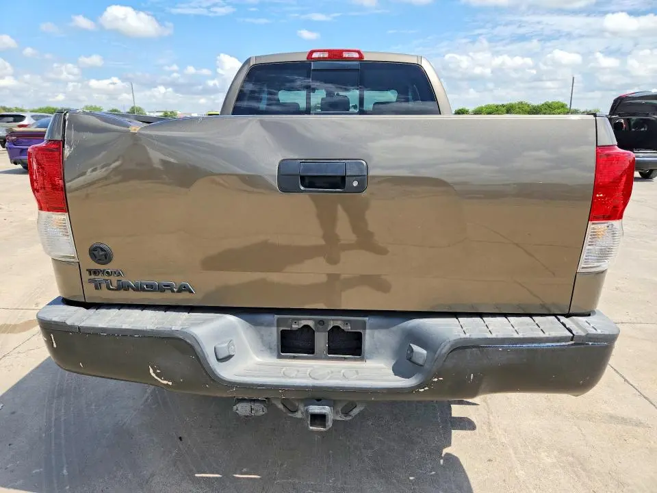 2013 TOYOTA TUNDRA DOUBLE CAB SR5  