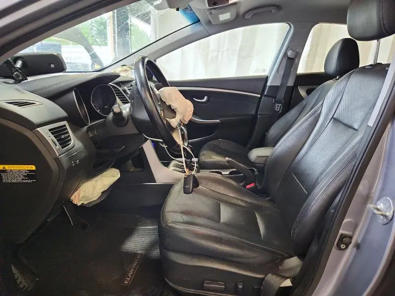 2014 HYUNDAI ELANTRA GT BASE  