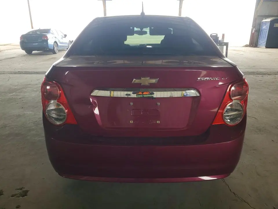 2014 CHEVROLET SONIC LT  