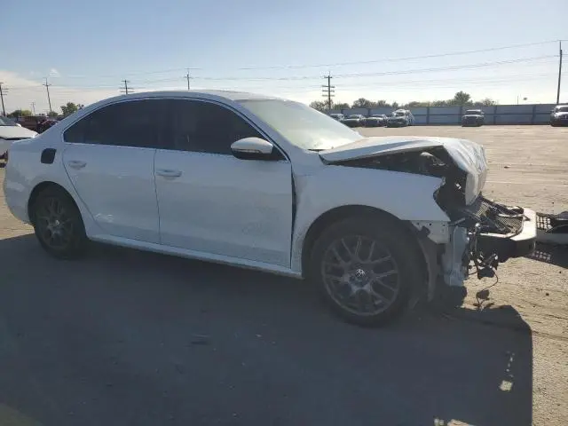 2012 VOLKSWAGEN PASSAT SE  