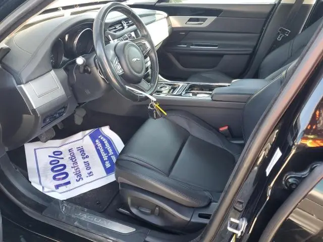 2017 JAGUAR XF PREMIUM  