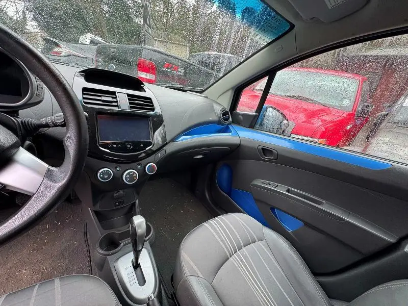 2015 CHEVROLET SPARK 1LT  