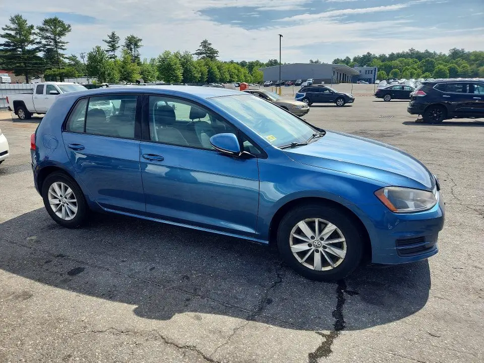 2015 VOLKSWAGEN GOLF   