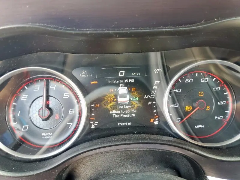 2015 DODGE CHARGER SE  