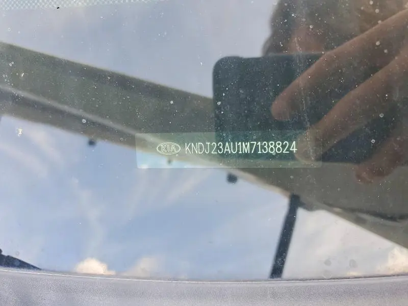 2021 KIA SOUL LX  