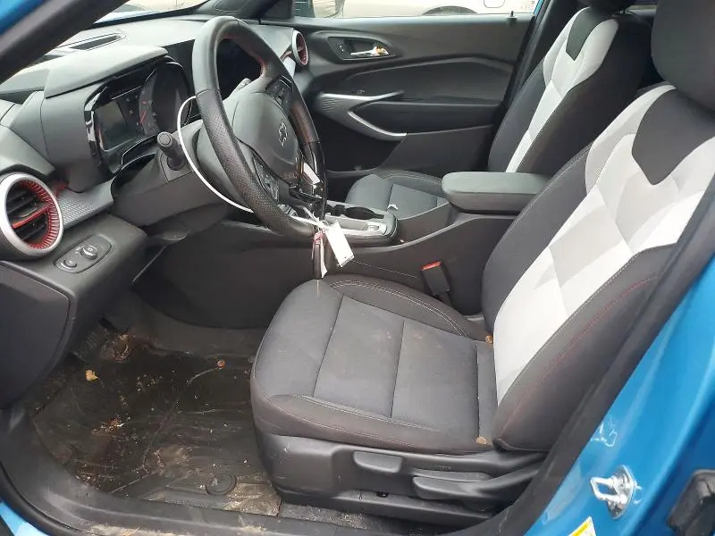 2025 CHEVROLET TRAX 1RS  