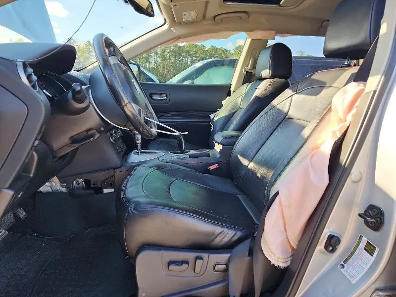 2012 NISSAN ROGUE S  