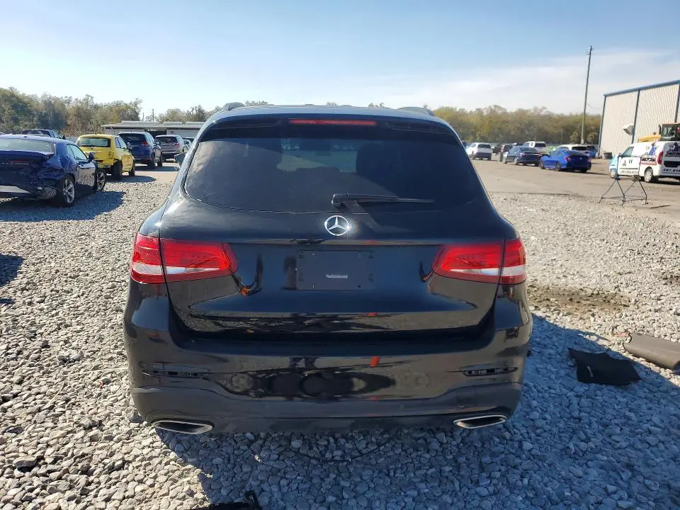 2018 MERCEDES-BENZ GLC 300  