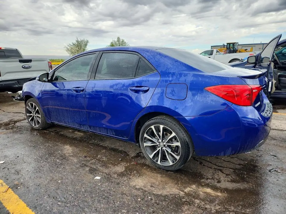 2018 TOYOTA COROLLA SE  