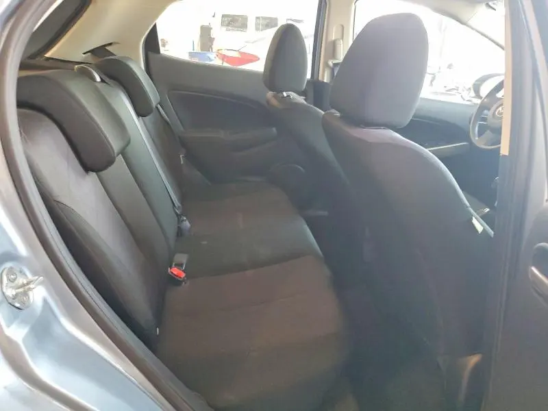 2013 MAZDA MAZDA2   
