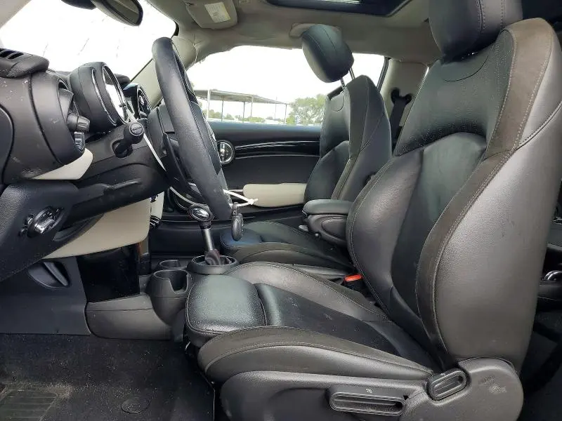 2019 MINI COOPER S  