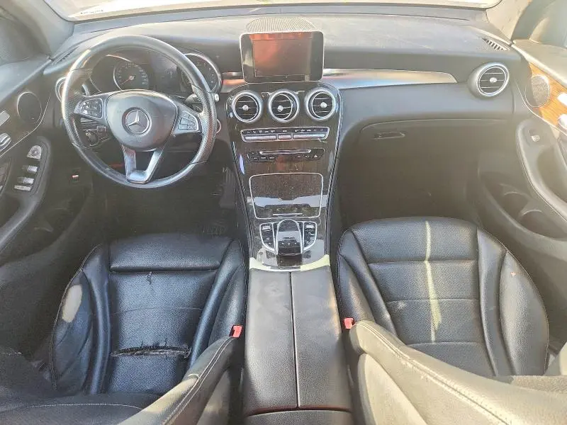 2017 MERCEDES-BENZ GLC 300  