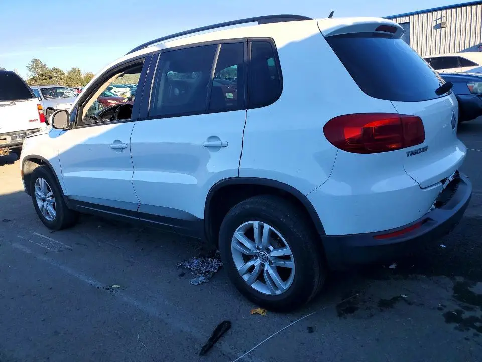 2016 VOLKSWAGEN TIGUAN S  