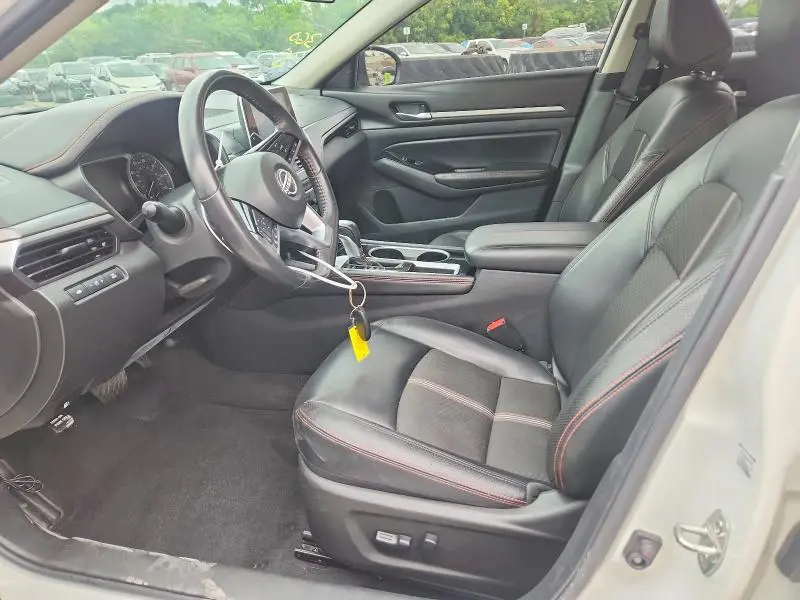 2024 NISSAN ALTIMA SR  