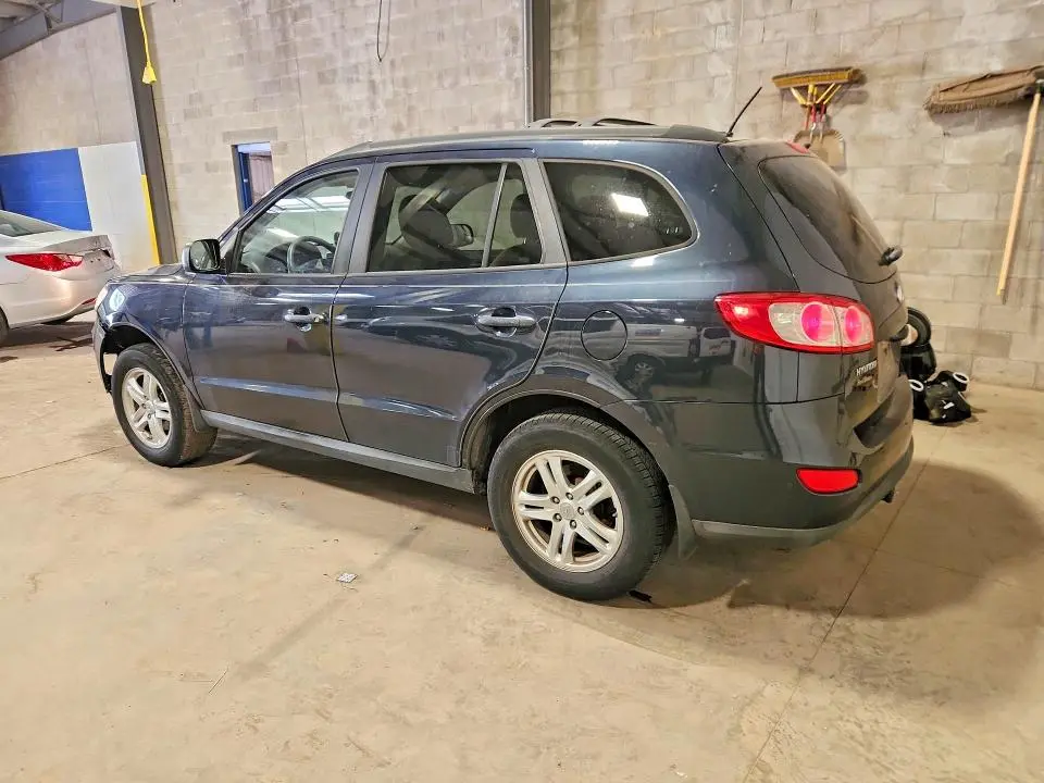 2010 HYUNDAI SANTA FE GLS  