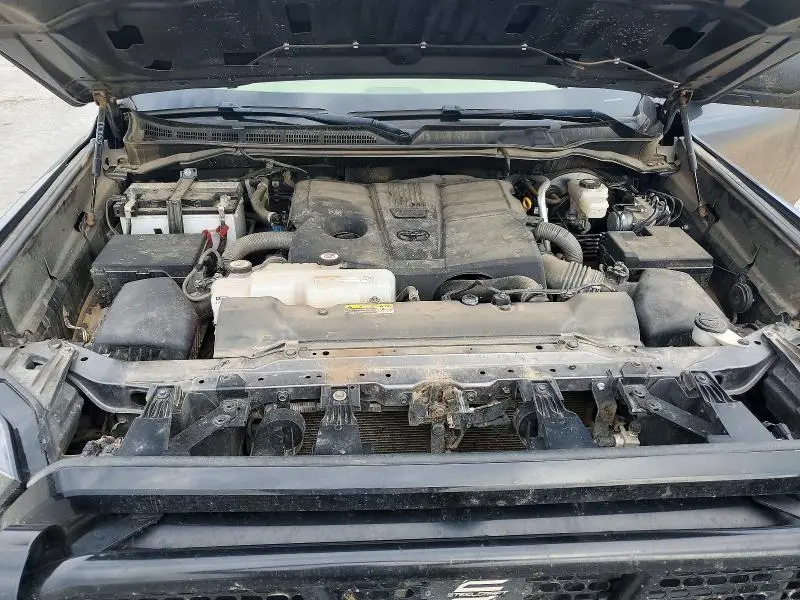 2025 TOYOTA TUNDRA SR  
