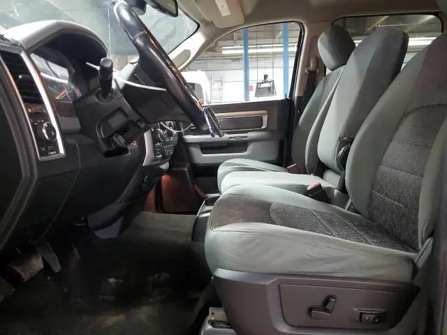 2015 RAM 1500 SLT  