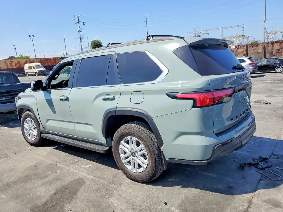 2025 TOYOTA SEQUOIA SR5  