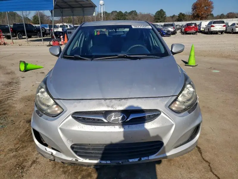 2012 HYUNDAI ACCENT GLS  