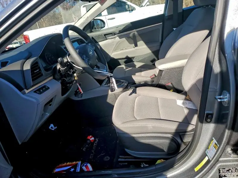2019 HYUNDAI ELANTRA SEL  