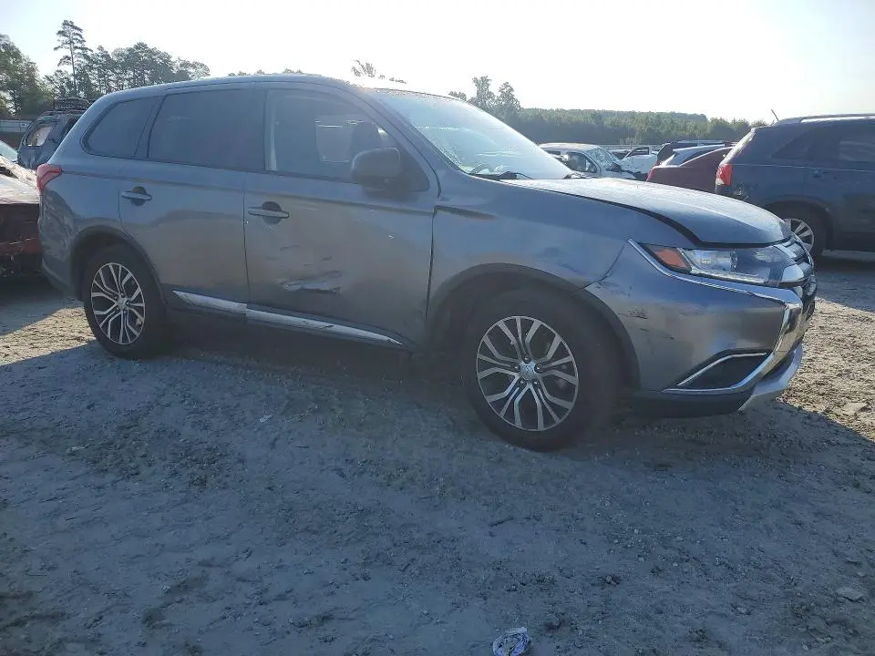 2018 MITSUBISHI OUTLANDER ES  