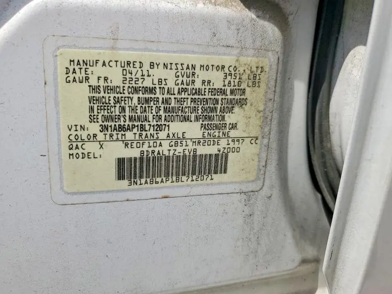 2011 NISSAN SENTRA 2.0  