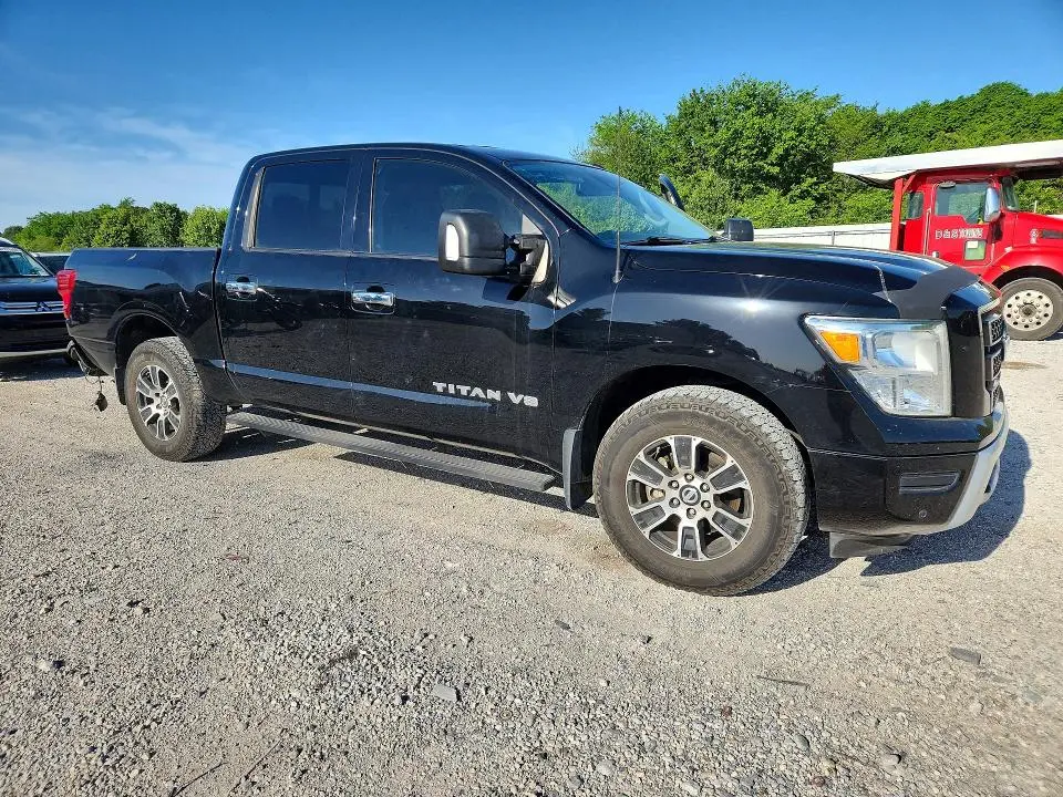 2020 NISSAN TITAN SV  