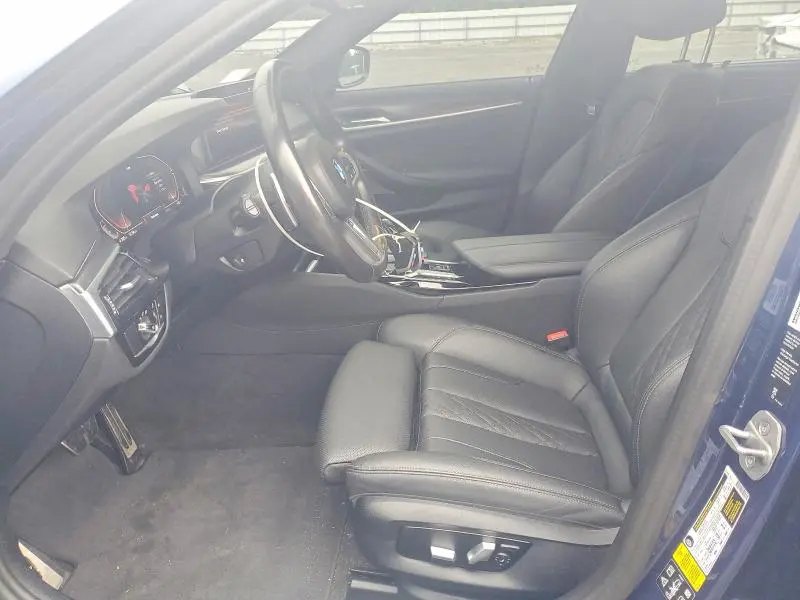 2022 BMW 540 XI  