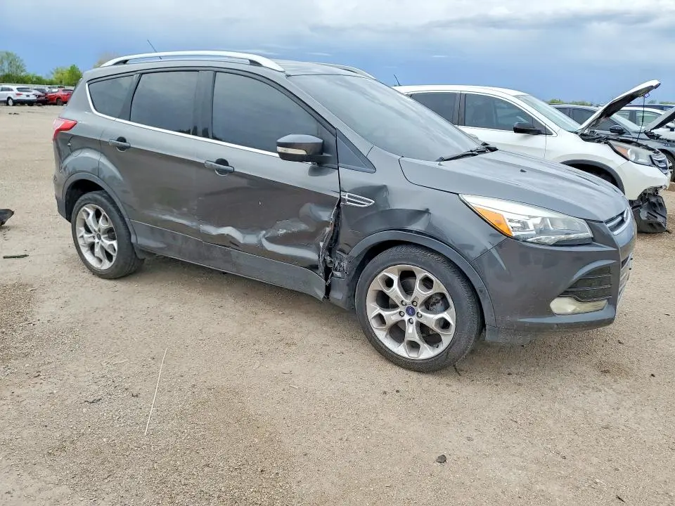 2016 FORD ESCAPE TITANIUM  