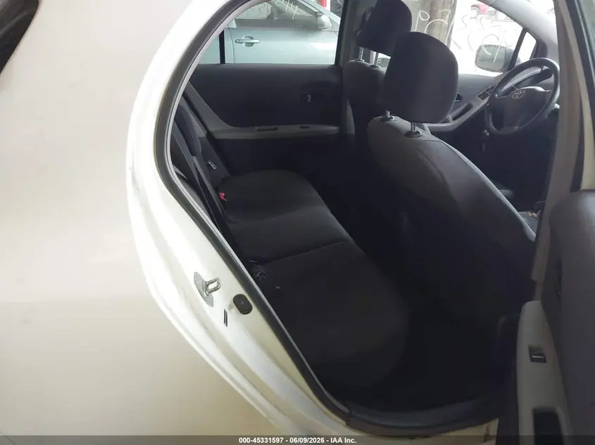 2010 TOYOTA YARIS  