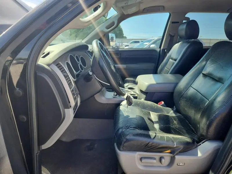 2010 TOYOTA TUNDRA CREWMAX SR5  